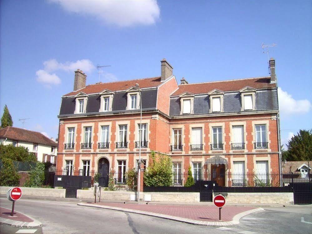 Chambre D'Hotes L'Ambroise Troyes Exterior foto